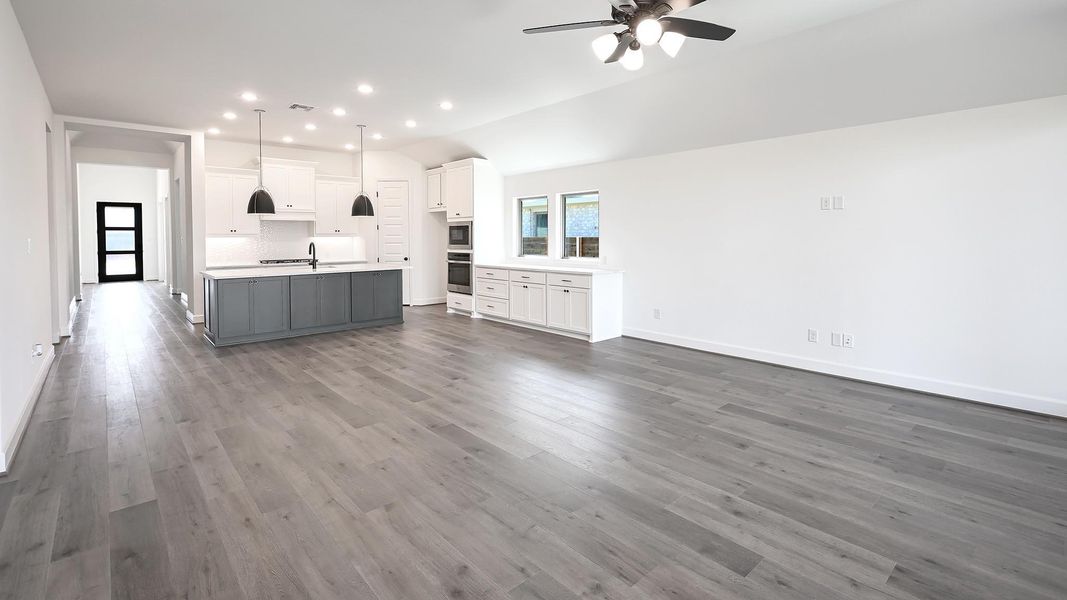 Spacious, unfurnished interior of a new home in Juniper Springs, Lockhart (Image 23).