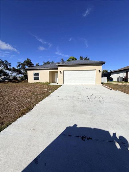 Exterior details and patio area of a home in , Port Charlotte (Image 24).