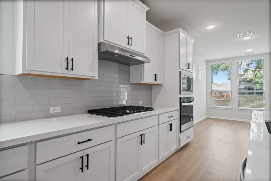 Stunning finishes in Light & Bright Kitchen