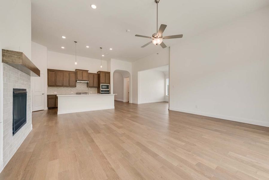 Representative unfurnished interior of a home built from the Ashwood by Pacesetter Homes in Park Hills, Rockwall (Image 25). Representative unfurnished interior of a home built from the Ashwood by Pacesetter Homes in Park Hills, Rockwall (Image 25).