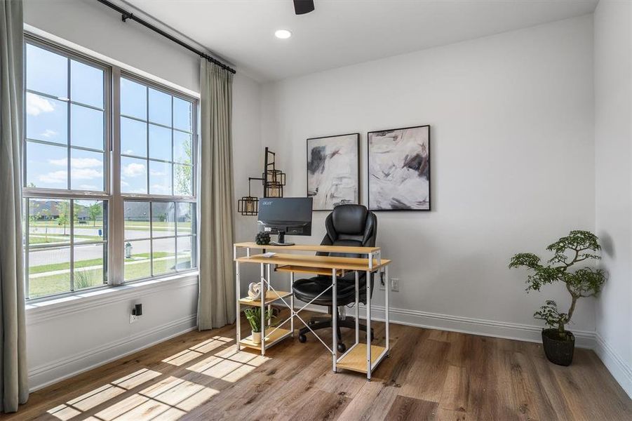 Furnished interior view inside a new home in , Northlake (Image 7).