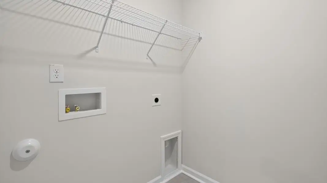 Spacious, unfurnished interior of a new home in Swift Creek Farm, Clayton (Image 28). Spacious, unfurnished interior of a new home in Swift Creek Farm, Clayton (Image 28).