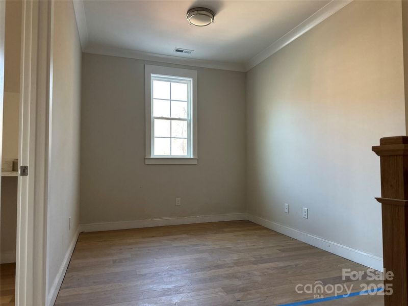 Image 44 of a home in .