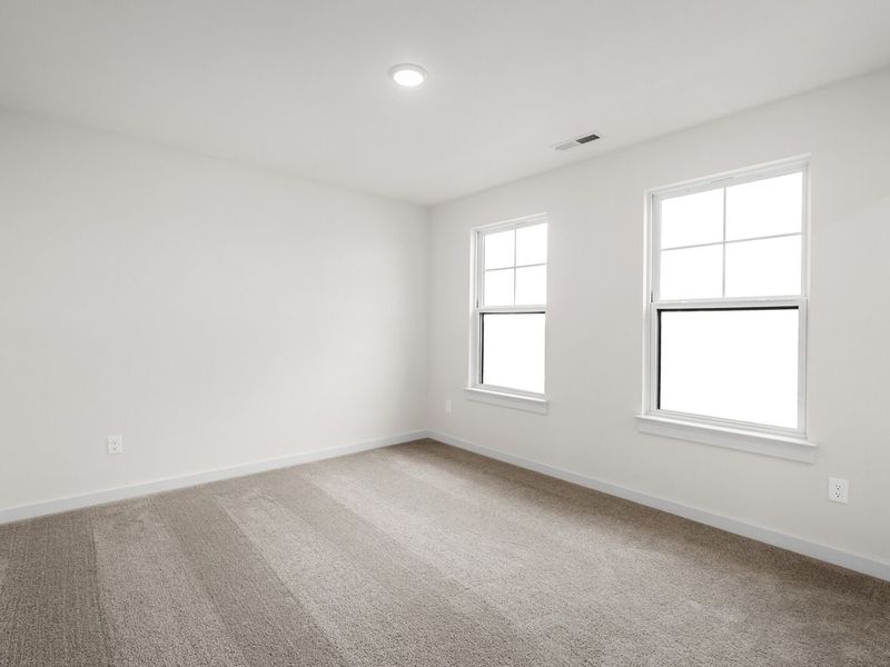 Spacious, unfurnished interior of a new home in Benders Cove, Mount Juliet (Image 41).