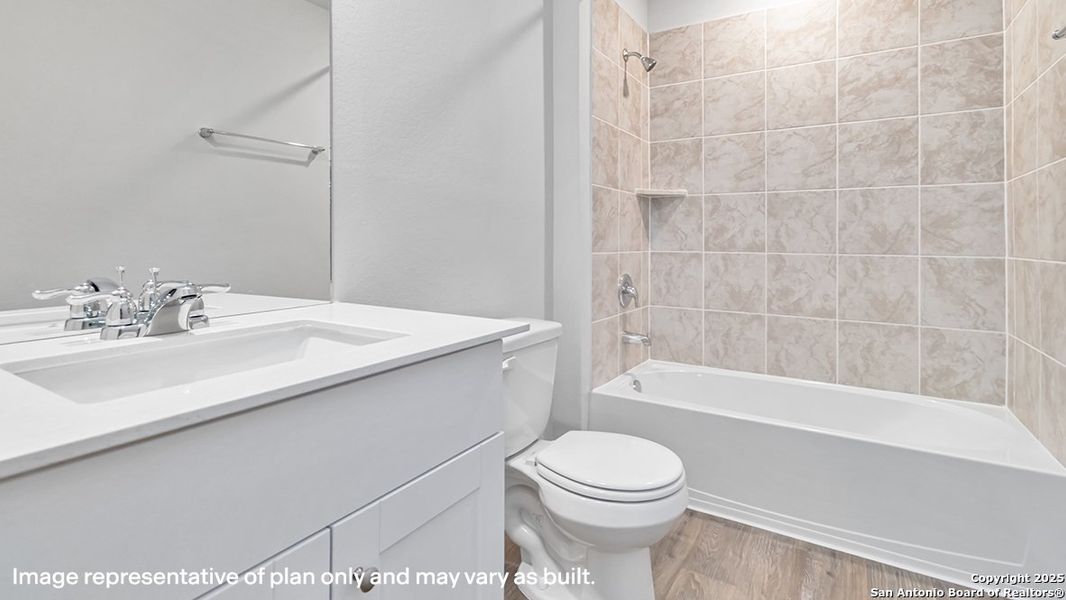 Furnished interior view inside a new home in Redbird Ranch, San Antonio (Image 7). Furnished interior view inside a new home in Redbird Ranch, San Antonio (Image 7).