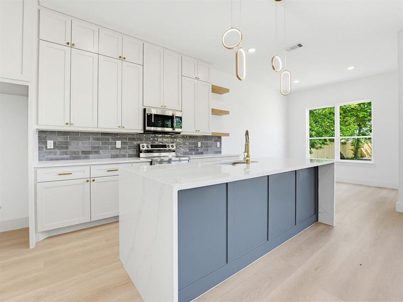 Furnished interior view inside a new home in , Dallas (Image 6).