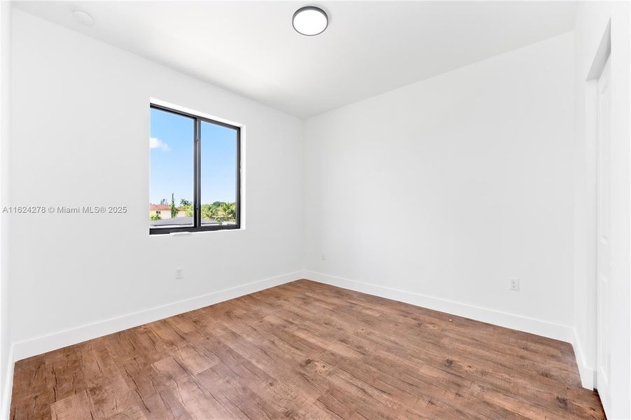 Spacious, unfurnished interior of a new home in , Florida City (Image 34).