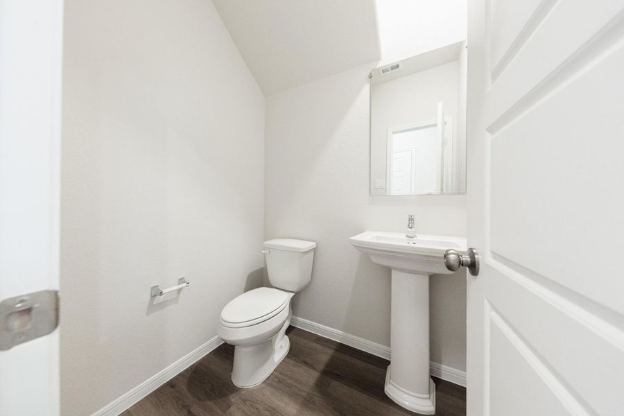 Furnished interior view inside a new home in Bammel Oaks, Houston (Image 8).