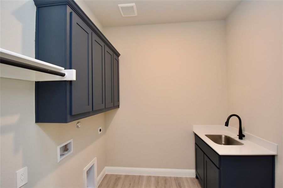 Image 36 of a home in .