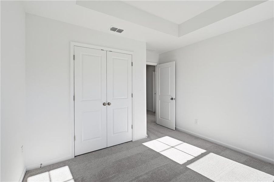 Spacious, unfurnished interior of a new home in Rosewood Farm, Lawrenceville (Image 21).