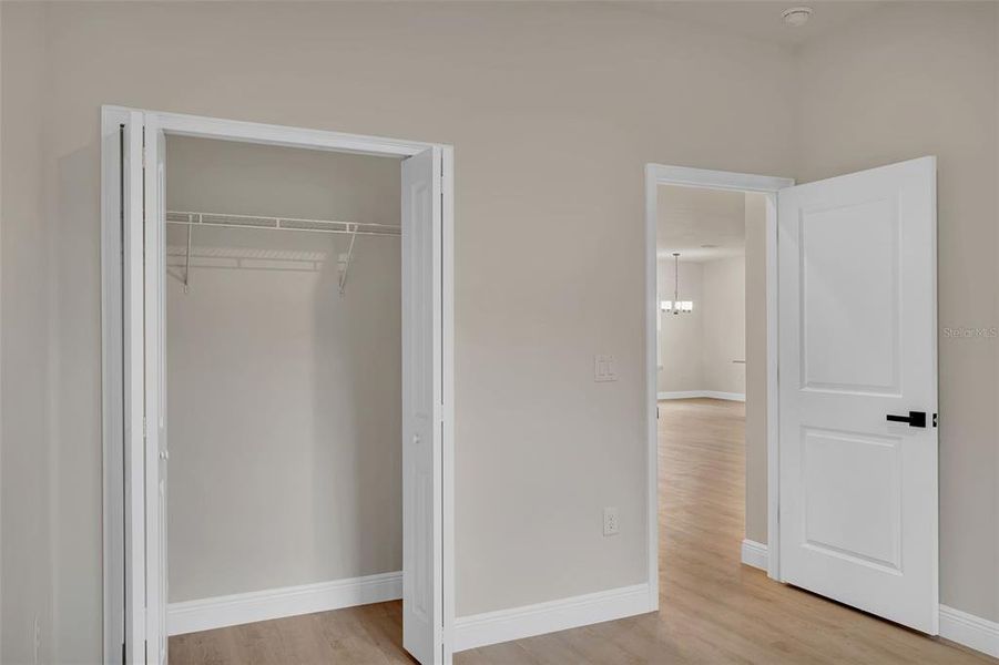 Spacious, unfurnished interior of a new home in , Ocala (Image 19).