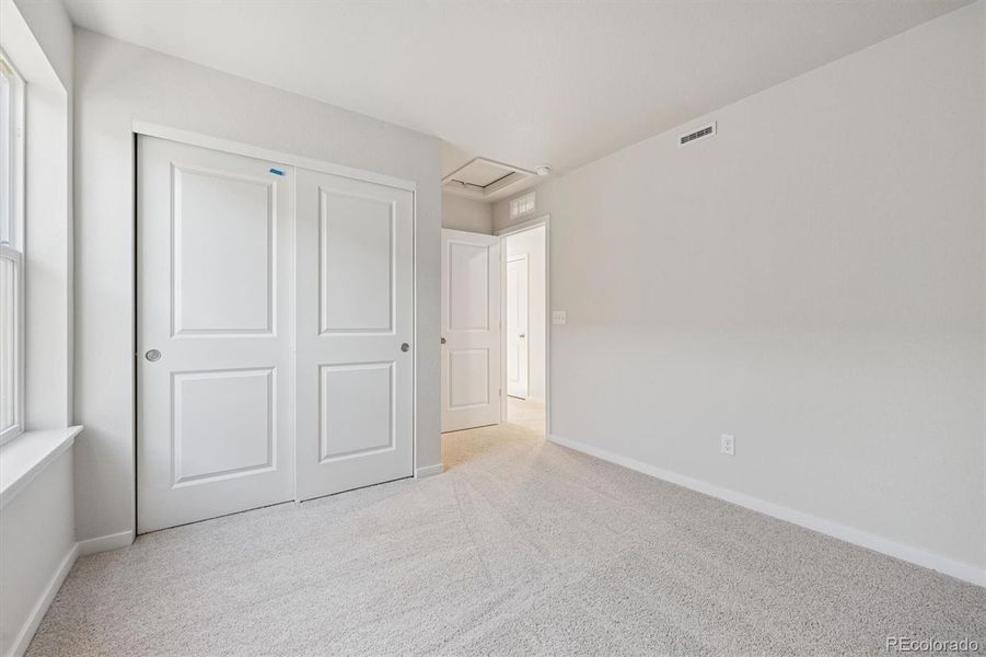 Spacious, unfurnished interior of a new home in Windler, Aurora (Image 13).