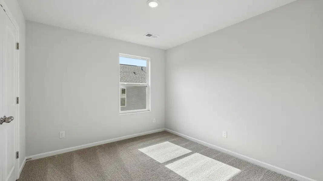 Spacious, unfurnished interior of a new home in Saddle Trace, Lewisburg (Image 19). Spacious, unfurnished interior of a new home in Saddle Trace, Lewisburg (Image 19).