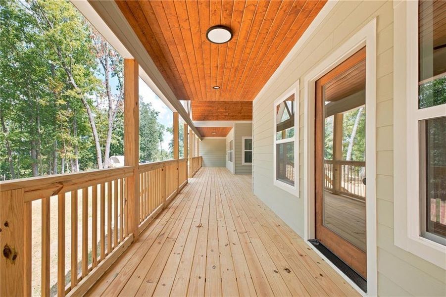 Exterior details and patio area of a home in , Cedartown (Image 28).