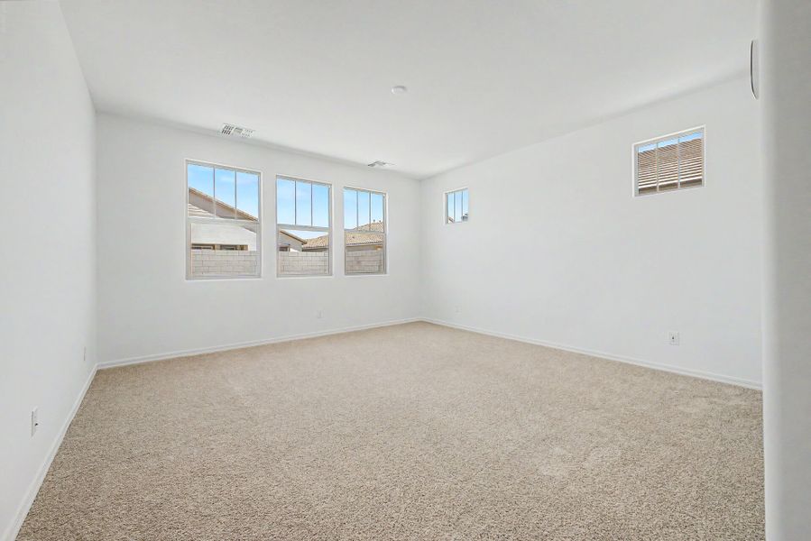 Spacious, unfurnished interior of a new home in Las Ventanas, Goodyear (Image 12). Spacious, unfurnished interior of a new home in Las Ventanas, Goodyear (Image 12).