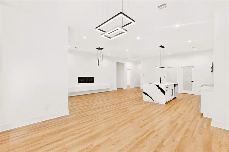 Spacious, unfurnished interior of a new home in , Dallas (Image 22). Spacious, unfurnished interior of a new home in , Dallas (Image 22).