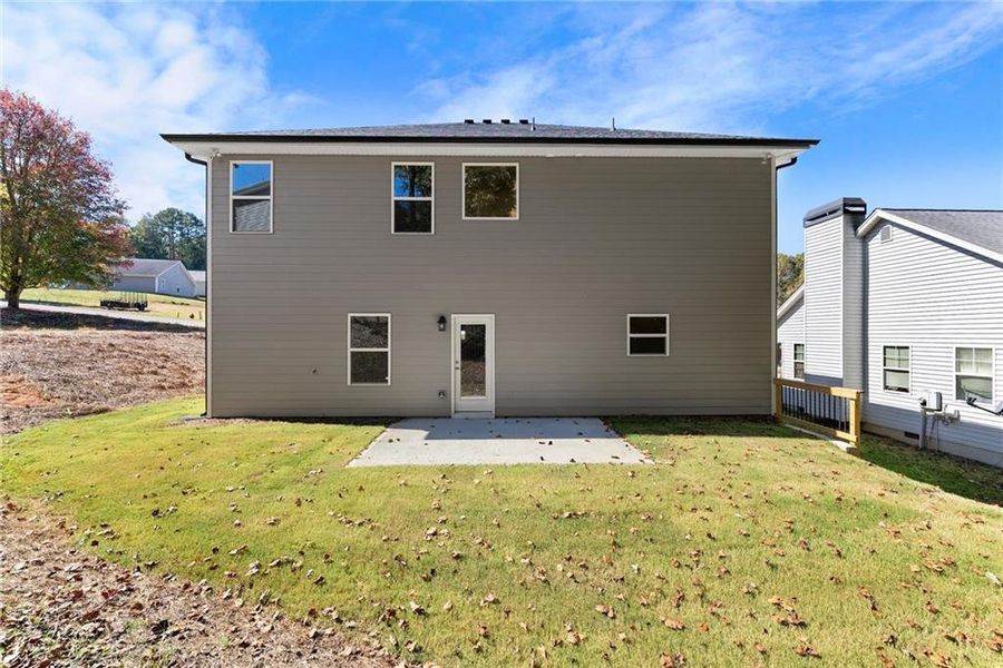 Exterior details and patio area of a home in Habersham Meadows, Demorest (Image 4).