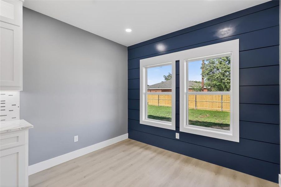 Spacious, unfurnished interior of a new home in , Gun Barrel City (Image 18).