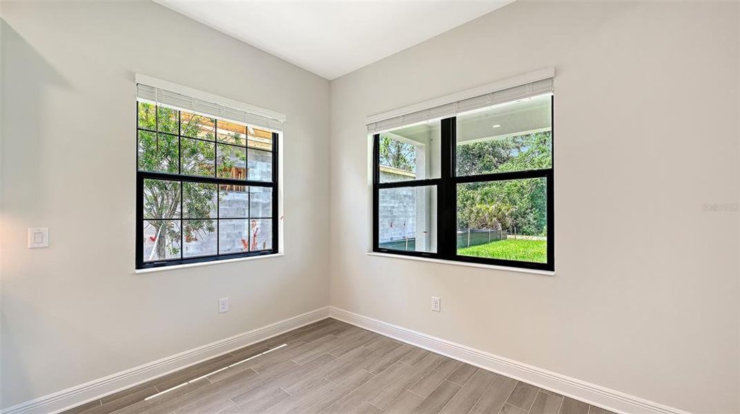 Spacious, unfurnished interior of a new home in Vistera of Venice, Nokomis (Image 21).