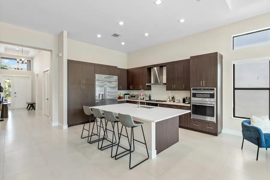 007-9212SilverMarshLane-BocaRaton-FL-334