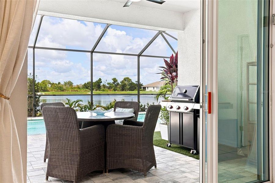 Exterior details and patio area of a home in , Lakewood Ranch (Image 25).