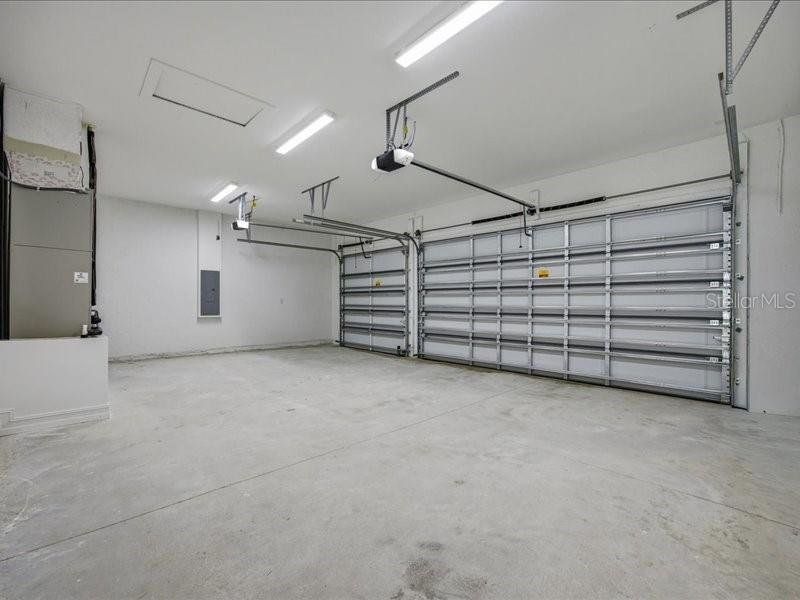 Spacious, unfurnished interior of a new home in , Plant City (Image 24). Spacious, unfurnished interior of a new home in , Plant City (Image 24).