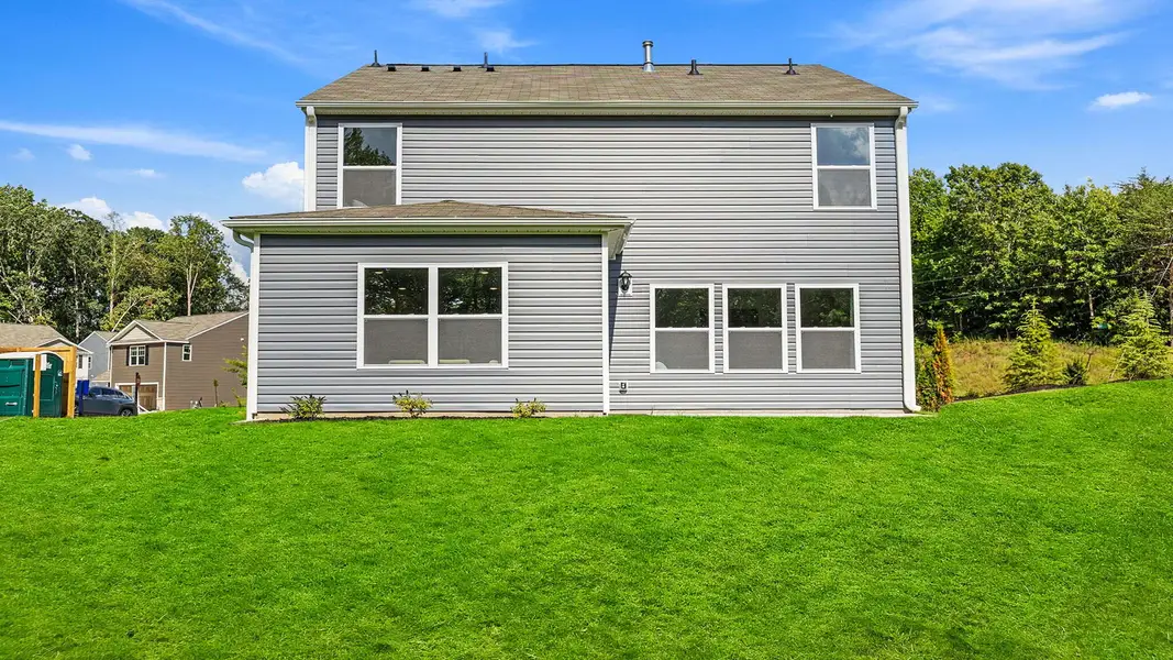 Exterior details and patio area of a home in Hawk Ridge, Anderson (Image 3).