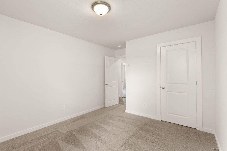 Spacious, unfurnished interior of a new home in Santa Fe, Cleveland (Image 20).