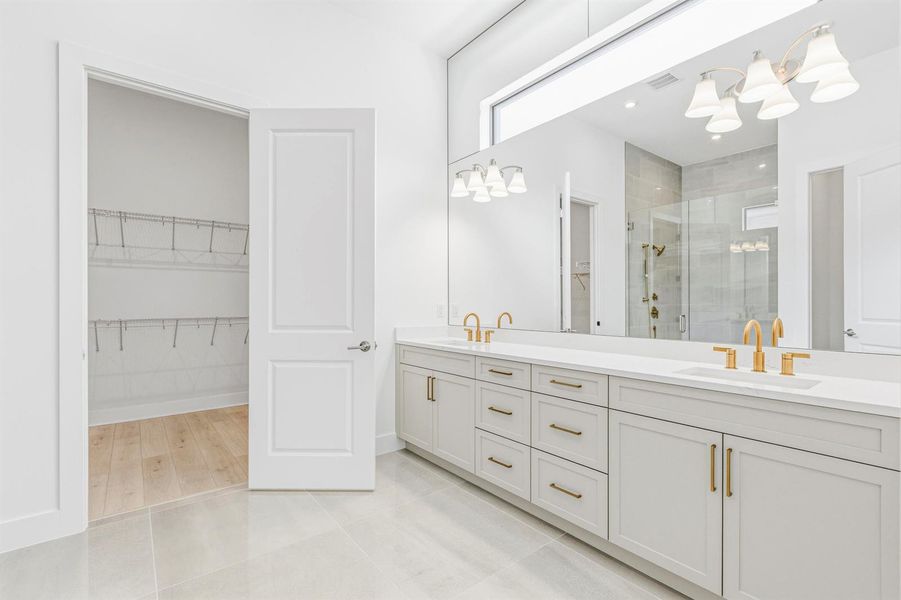 Owner's Bath Owner's Bath