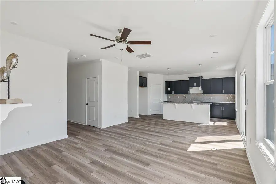 Spacious, unfurnished interior of a new home in Halton Oaks, Spartanburg (Image 16). Spacious, unfurnished interior of a new home in Halton Oaks, Spartanburg (Image 16).