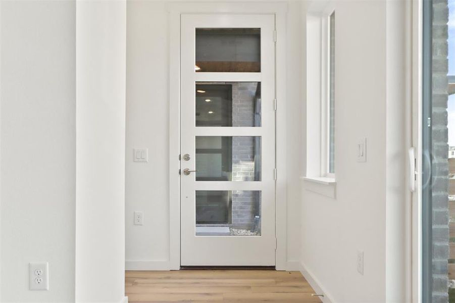 005-20241030-1427AzaleaDrive-Melissa-TX-75454-Entry.jpg-SMALL 005-20241030-1427AzaleaDrive-Melissa-TX-75454-Entry.jpg-SMALL