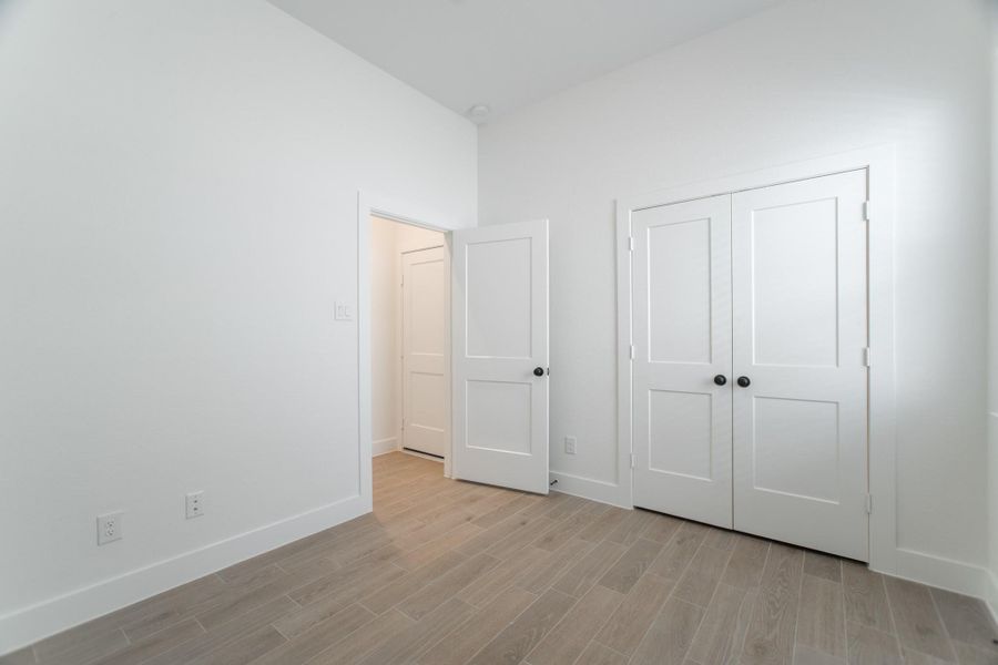 Spacious, unfurnished interior of a new home in , Conroe (Image 13). Spacious, unfurnished interior of a new home in , Conroe (Image 13).