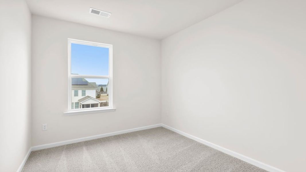 Spacious, unfurnished interior of a new home in Covington Village, Greer (Image 29).