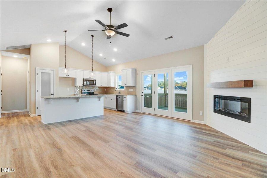 15-9326 Bear Run Ln-15