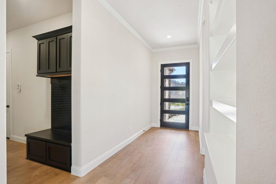 Spacious, unfurnished interior of a new home in Sienna 65', Missouri City (Image 45).