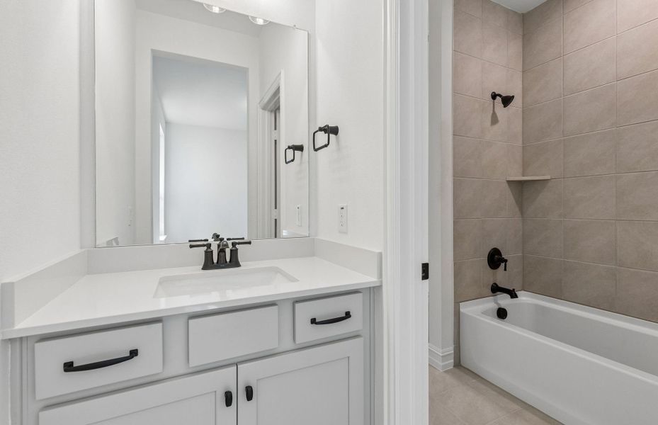 Representative furnished interior of a home built from the Azle by Pulte Homes in Wilson Creek Meadows, Celina (Image 14).