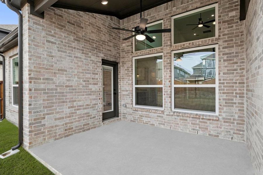 Exterior details and patio area of a home in Sutton Fields, Celina (Image 4).