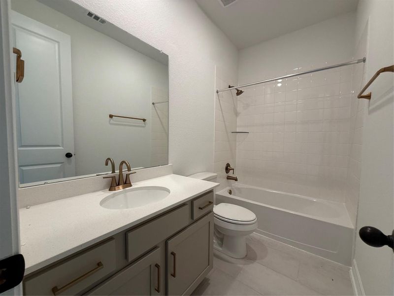 Furnished interior view inside a new home in Brookewater, Rosenberg (Image 5).