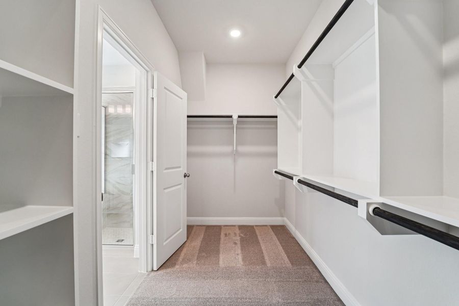 Image 37 of a home in Evergreen 40'.