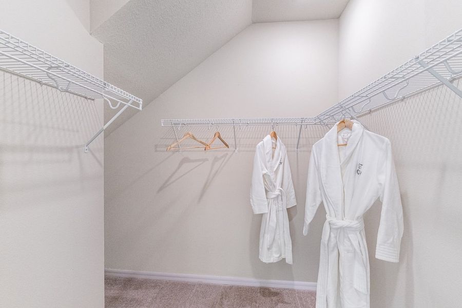 Spacious, unfurnished interior of a new home in Center Lake Ranch Community Group Page, St. Cloud (Image 22).