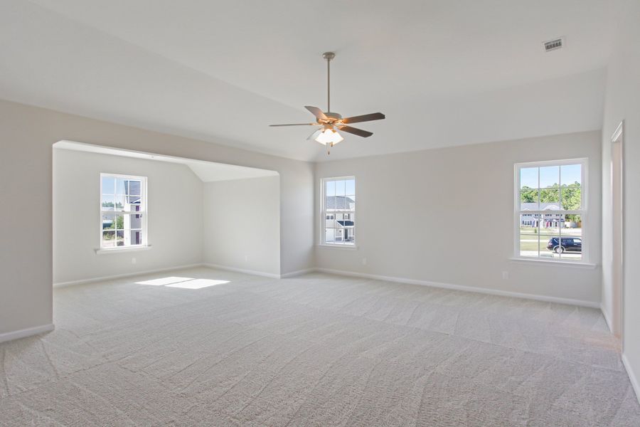 Representative unfurnished interior of a home built from the The Sunbury by RTS Homes in Doctor's Creek, Ludowici (Image 22).