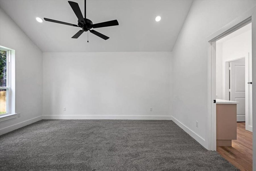 Spacious, unfurnished interior of a new home in , Lindale (Image 39).