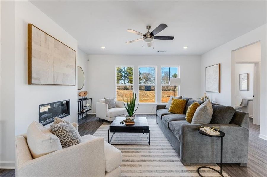 Furnished interior view inside a new home in Hampton Trace, Marietta (Image 13). Furnished interior view inside a new home in Hampton Trace, Marietta (Image 13).