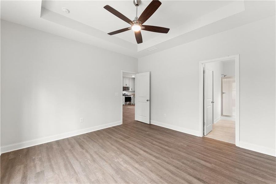 Spacious, unfurnished interior of a new home in , Cleveland (Image 20).