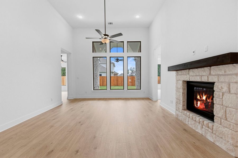 4br New Home in Kyle, TX.  - Slide 16