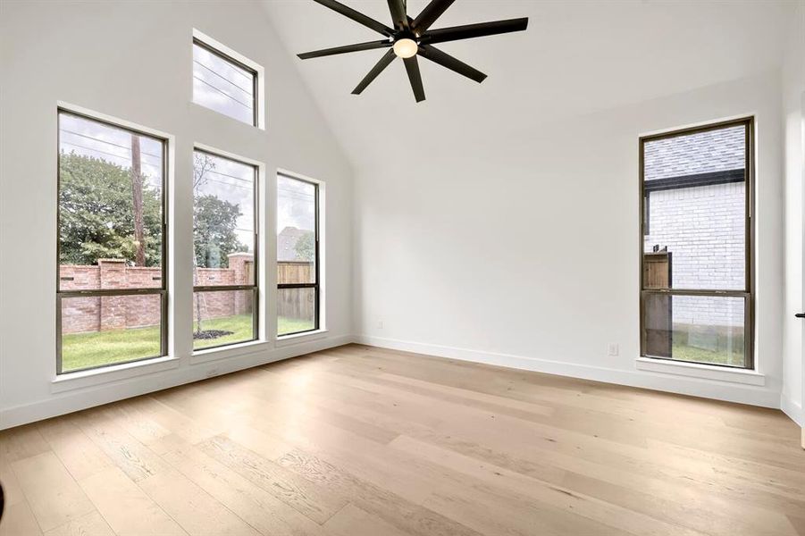Spacious, unfurnished interior of a new home in Bella Casa, Keller (Image 17). Spacious, unfurnished interior of a new home in Bella Casa, Keller (Image 17).