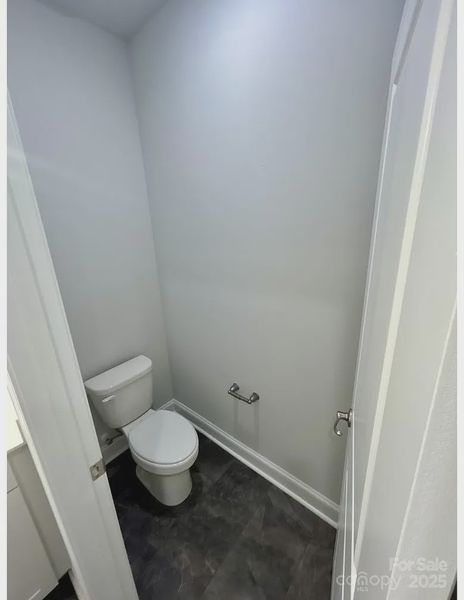 Image 27 of a home in Crystal Village.