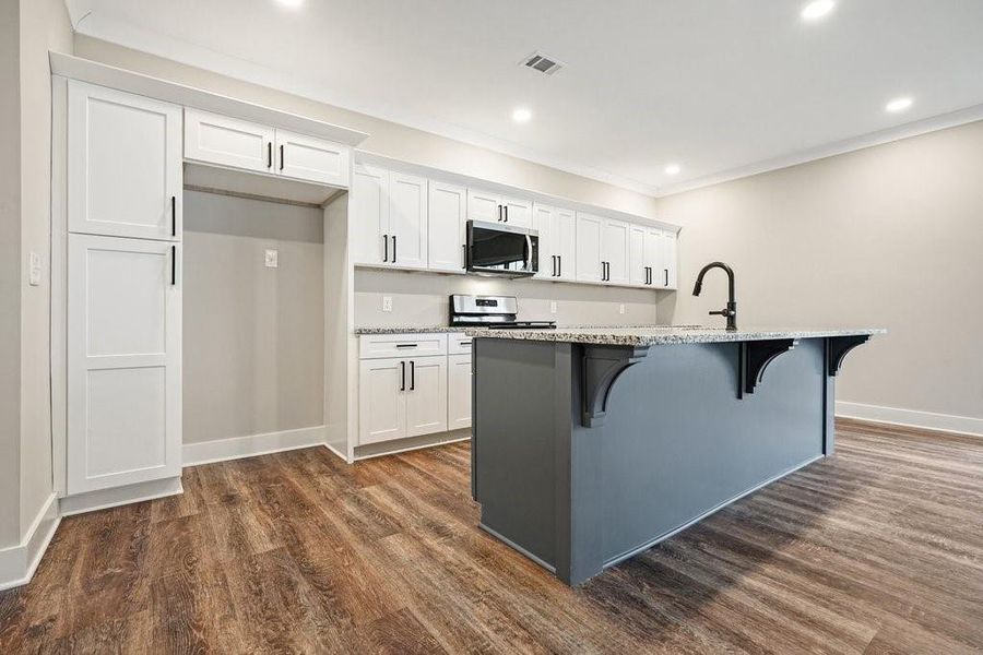Furnished interior view inside a new home in , Acworth (Image 9).