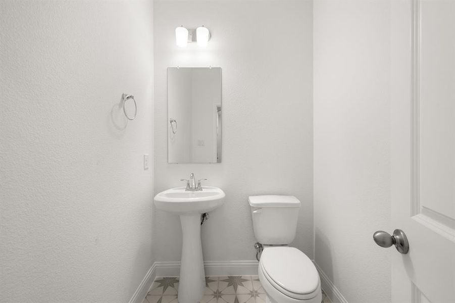 732 Brozgold- Bathroom-3