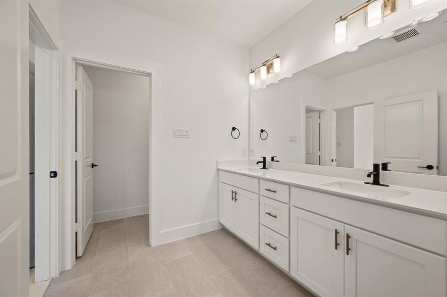 An owner's bath designed for two! An owner's bath designed for two!